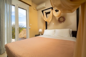 3 Schlafzimmer, Zimmersafe, Bügeleisen/Bügelbrett, Reisekinderbett