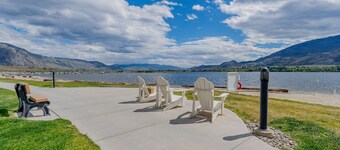 Fantastic 2 bedroom suite with sunroom