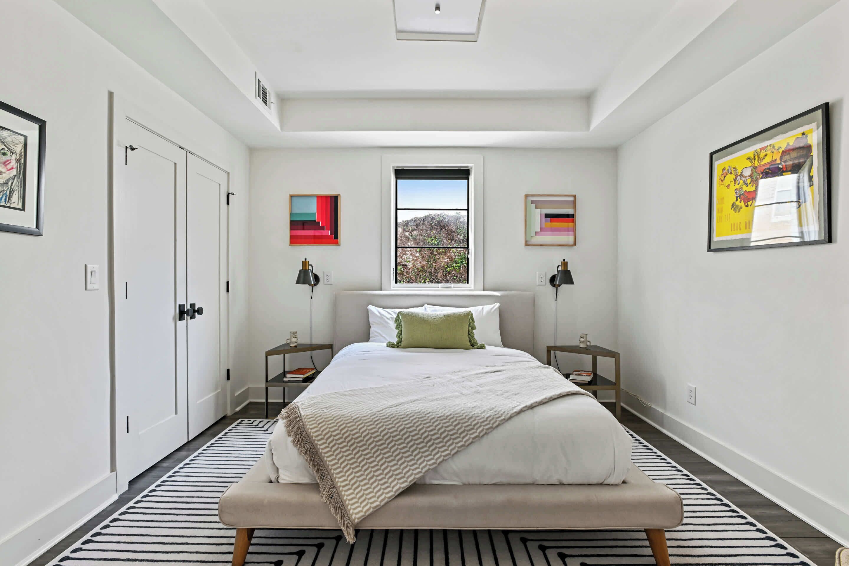 2 chambres, fer et planche à repasser, Wi-Fi, draps fournis