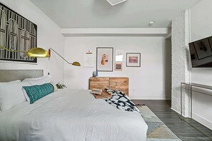 2 soverom, strykejern/-brett, wi-fi og sengetøy