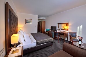 Coffres-forts dans les chambres, Wi-Fi gratuit