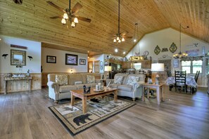 Smart-TV, peis og fotballspill