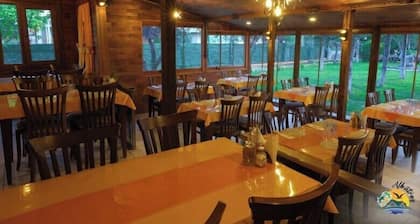 Abana Albatros Bungalow ve Restoran
