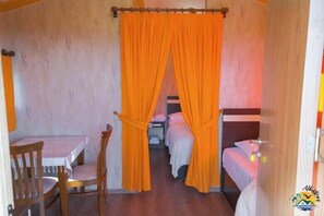 Deluxe Quadruple Room | Free WiFi, bed sheets - Abana Albatros Bungalow ve Restoran (Abana)