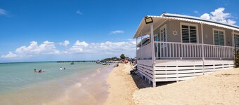 Deymar Front Beach House