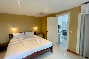 4 Schlafzimmer, Schreibtisch, Bügeleisen/Bügelbrett, kostenloses WLAN