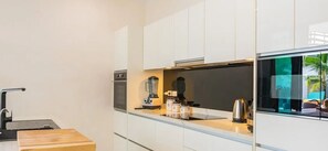 Fridge, microwave, oven, stovetop