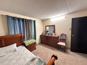 1 bedroom, iron/ironing board, WiFi