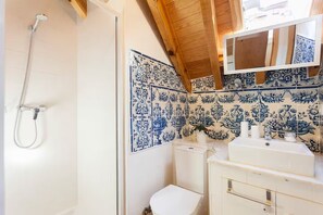 經典公寓, 城市景觀 | 浴室