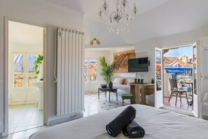Wifi gratis y ropa de cama 