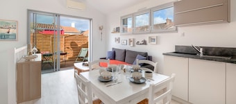 Apartment 230m from the beach. Sleeps 4.