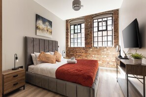 1 quarto, ferros/tábuas de passar roupa, acesso à internet