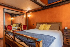 1 chambre, fer et planche à repasser, Wi-Fi gratuit, draps fournis