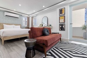 Desk, iron/ironing board, travel crib, WiFi