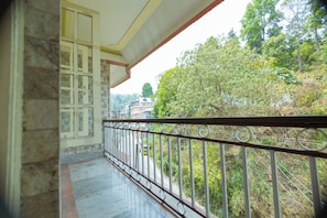 Quarto família, sacada | Sacada