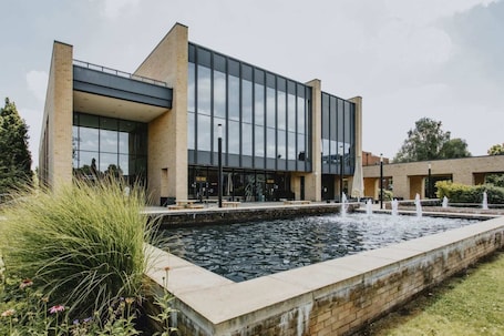 Fachada de la propiedad. Bonington Student Village