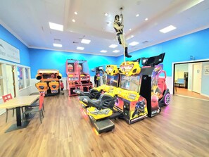 Spielezimmer