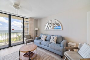 TV - Seaside Beach & Racquet 5615 by Liquid Life (Orange Beach)