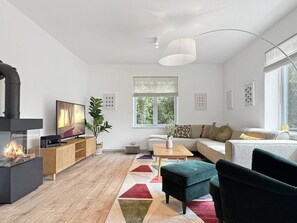 TV, fireplace, ping pong, stereo - Haus Hygge - with sauna and fireplace 1700 - Haus Hygge Am Kurpark with sauna and fireplace 1700 (Dahme)