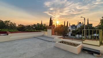 Enceinte de lâhĂ©bergement