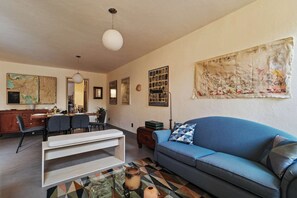 TV, offices - Quiet and Cozy Home with Great Location (Santiago de Querétaro)