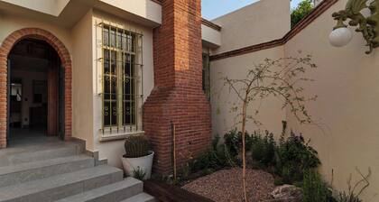 Quiet and Cozy Home with Great Location