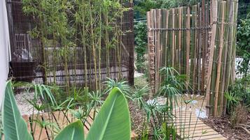 Enceinte de lâhĂ©bergement