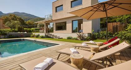 Villa Filao with infinity pool 10 minutes from the beaches of Argeles sur mer.