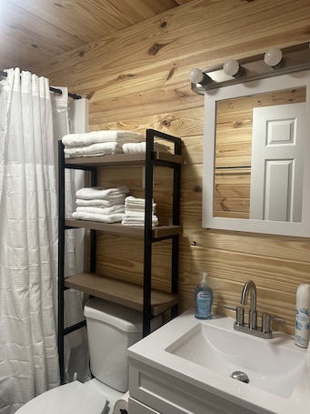Towels, soap, toilet paper. Bassmasters - Cozy 1-bedroom cabin with WiFi, AC in fabulous Stevenson