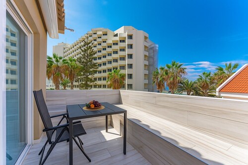 BAL Apartments - Adults Only