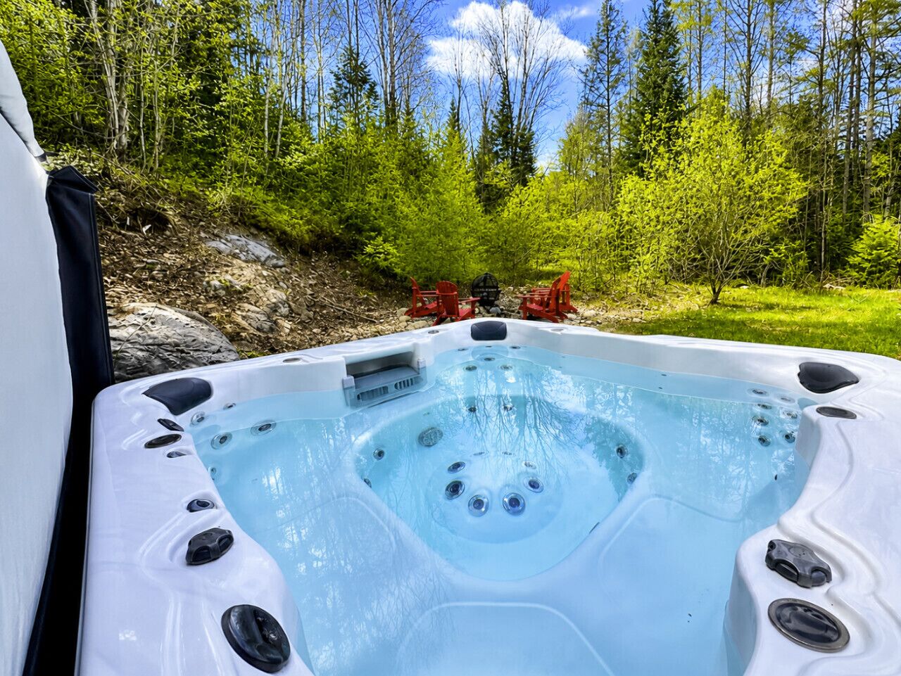 Bain à remous extérieur