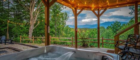 مغطس سبا خارجي