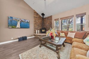 Casa | 4 dormitorios y Internet