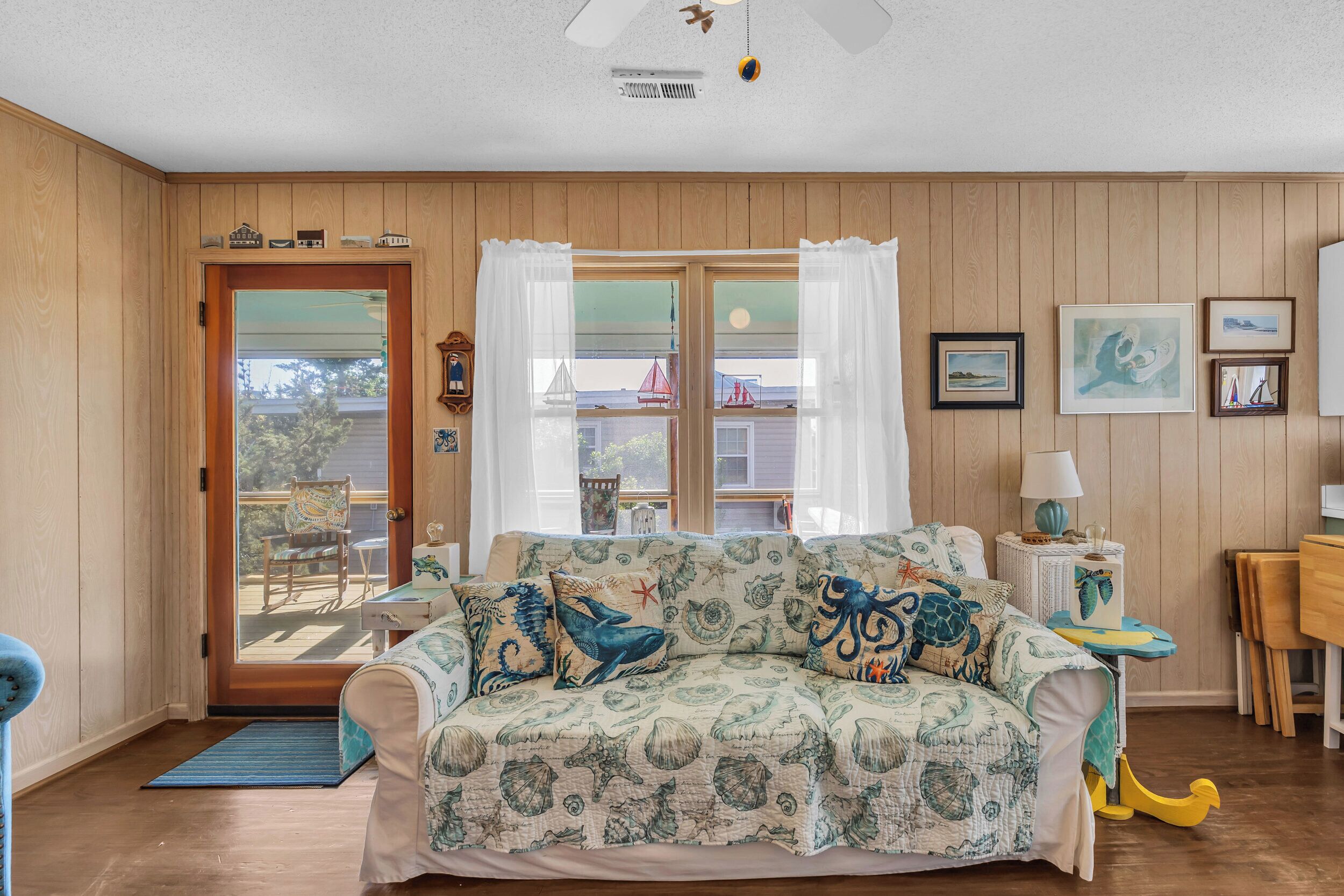 Seaside Sisters Close To Beach Access And Ocean - Pawleys Island, SC