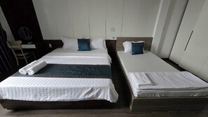 Villa | Blendingsgardiner, lydisolert, strykejern/-brett og wi-fi (inkludert)