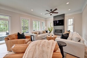 TV, fireplace, table tennis