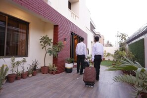 Exterior - The Elet Signature Boutique Hotel (Karachi)