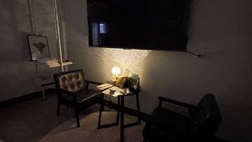 Deluxe Quadruple Room | Free WiFi