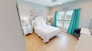 3 dormitorios, tabla de planchar con plancha, wifi gratis y ropa de cama