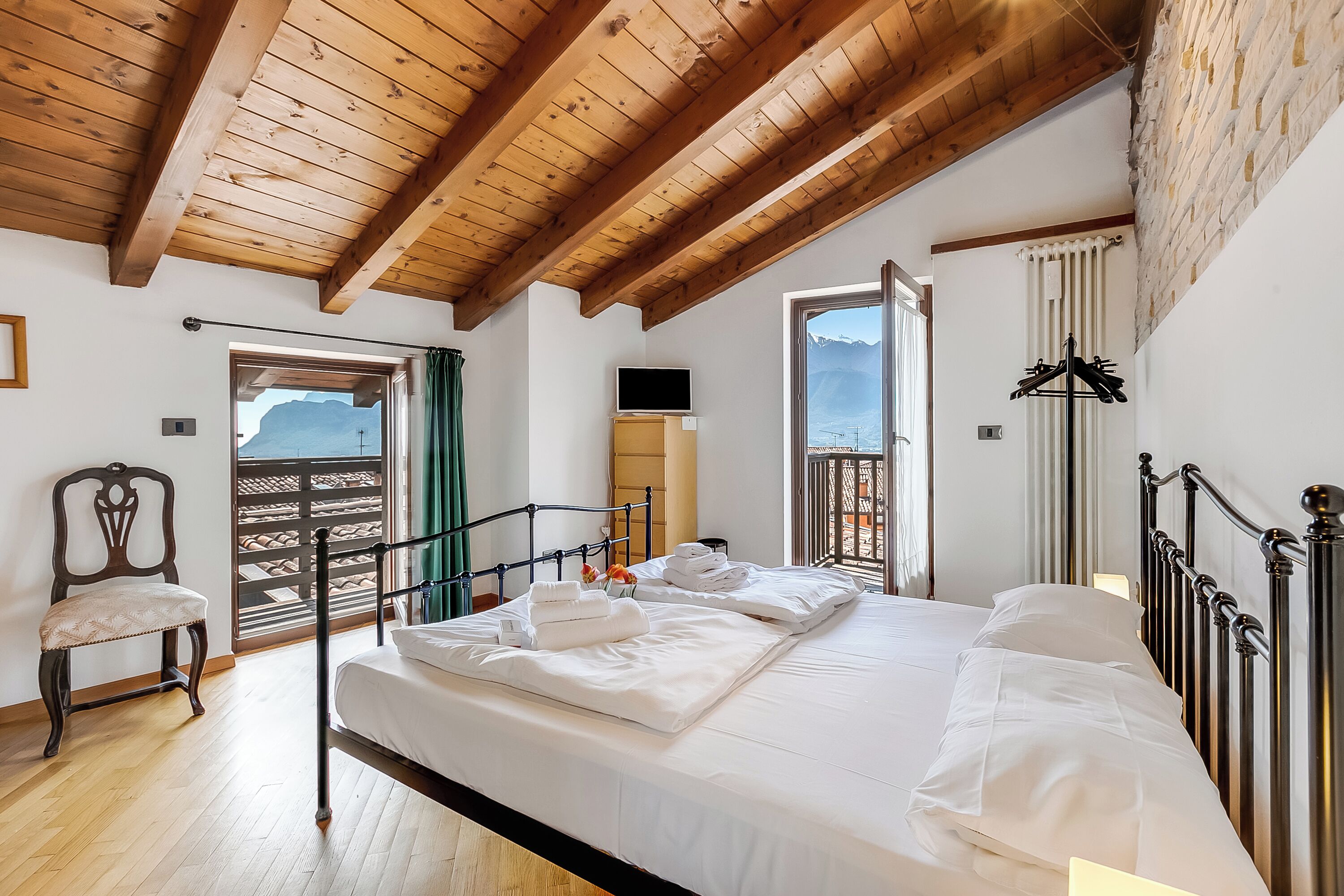 3 habitaciones, wifi gratis y ropa de cama 