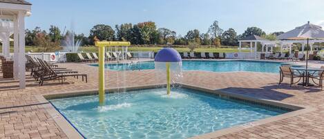 Piscine couverte, piscine extérieure