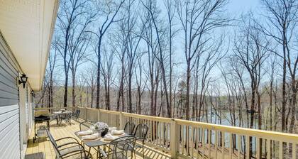 Fish, Boat & Hike: Lakefront Home w/ Game Room!