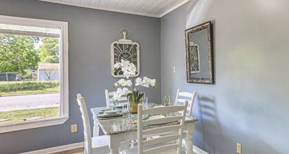 12 Mi to Lake Access: Port Arthur Apt w/ Yard