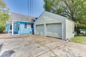 Apartment (1 Bedroom) | Interior