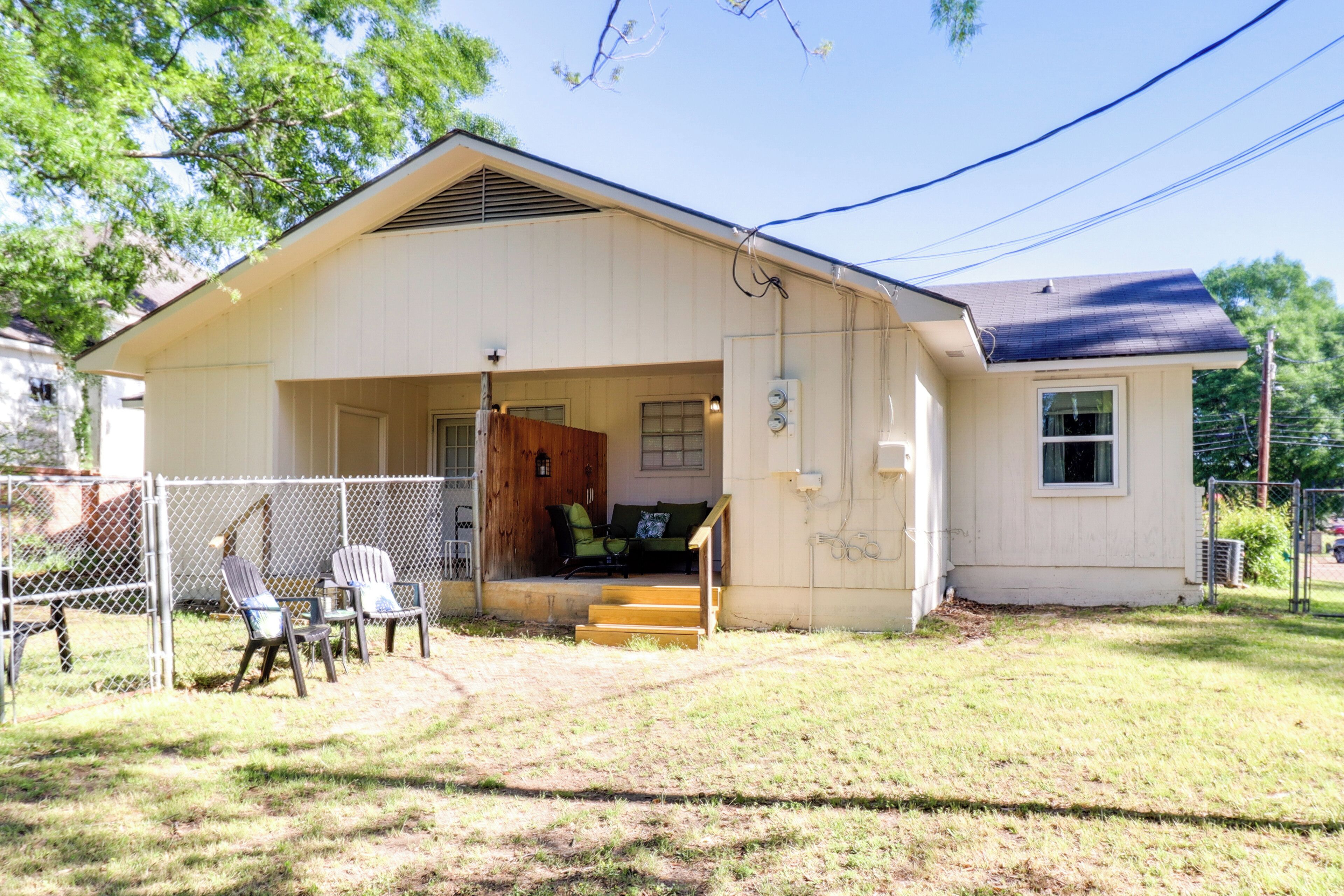 House (2 Bedrooms) | Bahagian dalam