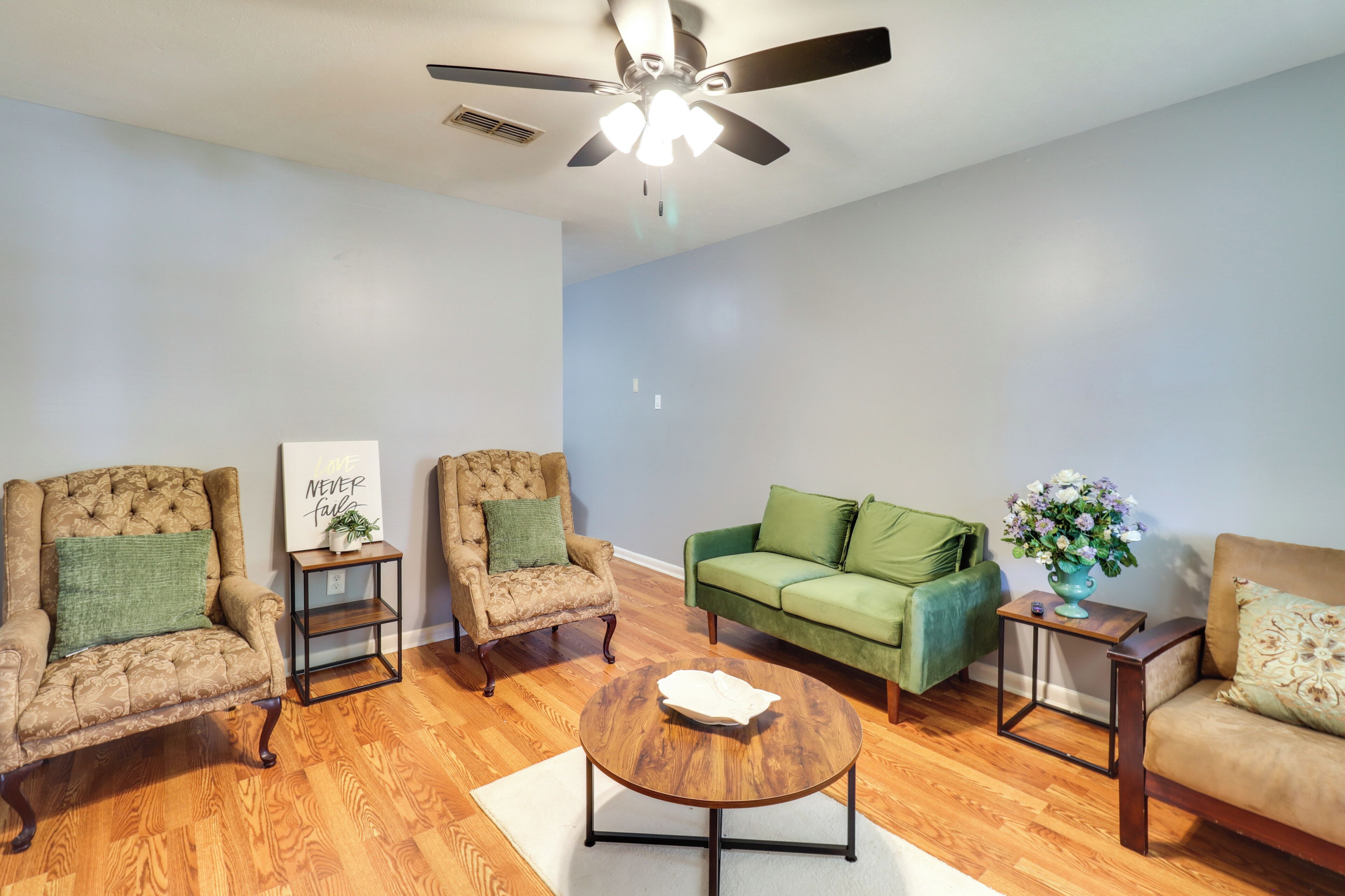 House (2 Bedrooms) | Interior