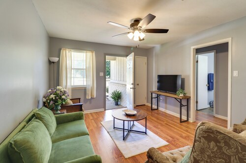 Walk to Dining & Shops: Dtwn Brookhaven Home!