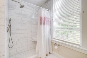 House (4 Bedrooms) | Interior - St. Marys Chic: Porch Living & Total Walkability! (St. Marys)