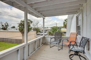 House (4 Bedrooms) | Interior - St. Marys Chic: Porch Living & Total Walkability! (St. Marys)