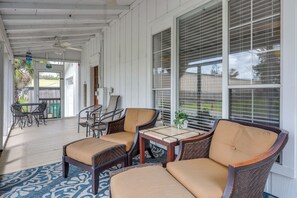 Interior - St. Marys Chic: Porch Living & Total Walkability! (St. Marys)